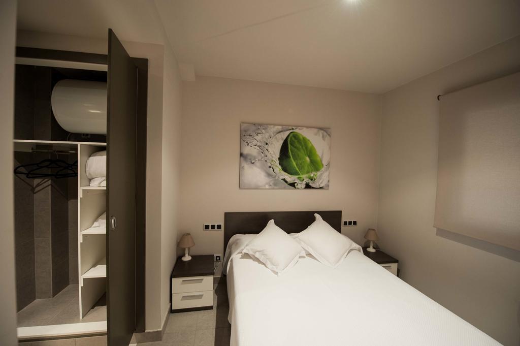 Luxury Three-Bedroom Apartment